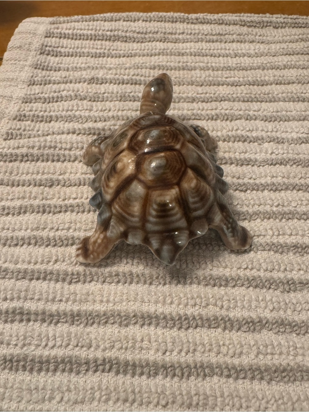 Bundle of Wade Ceramic Turtle/Tortoise Figurines - Picture 7 of 12